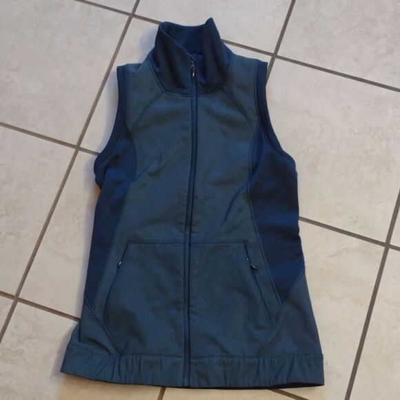 Lululemon Let's Get Visible Vest Reflective Alberta Lake Blue size 6 - Picture 3 of 15